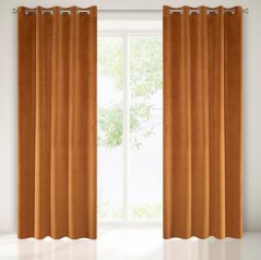 Originale tenda arancione con cerchio per appenderla 140 x 250 cm