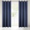 Dekorativne temno modre zavese s krožnim obešanjem