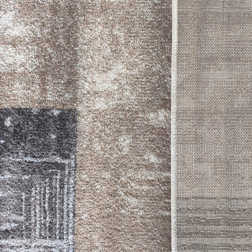 Moderný koberec Panamero - hnedý s geometrickým vzorom