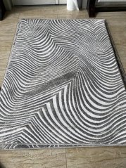 Zeitloser Teppich mit elegantem Muster