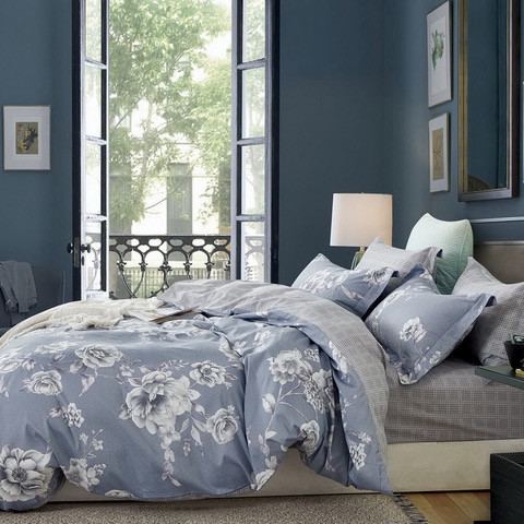 Sivé kvetinové posteľné obliečky z bavlny