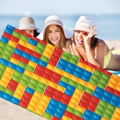 Prosop de plajă colorat cu model de cărămizi LEGO 100 x 180 cm