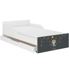 Kvalitná detská posteľ v tmavších farbách s motívom nočnej oblohy 160 x 80 cm