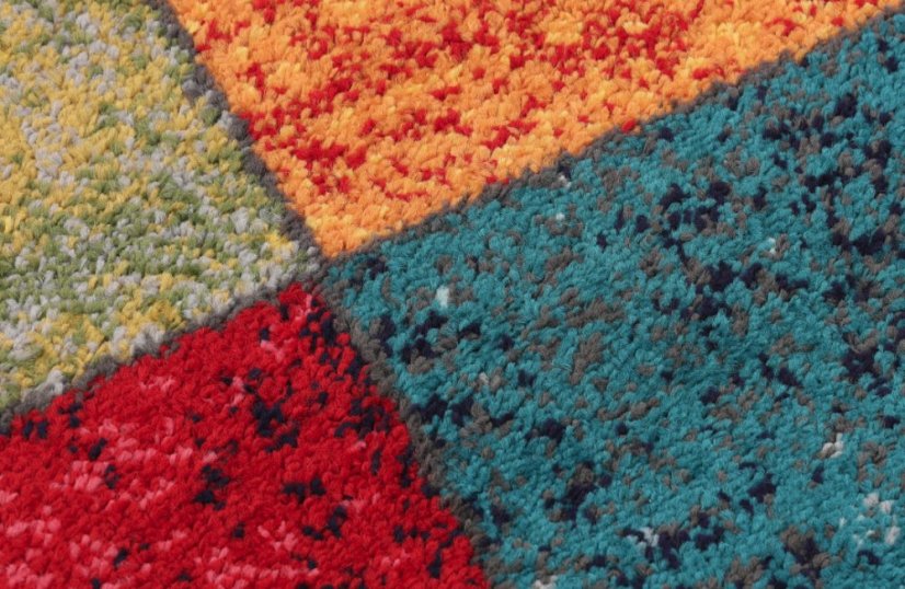 Farebný koberec s kockovaným vzorom Salsa