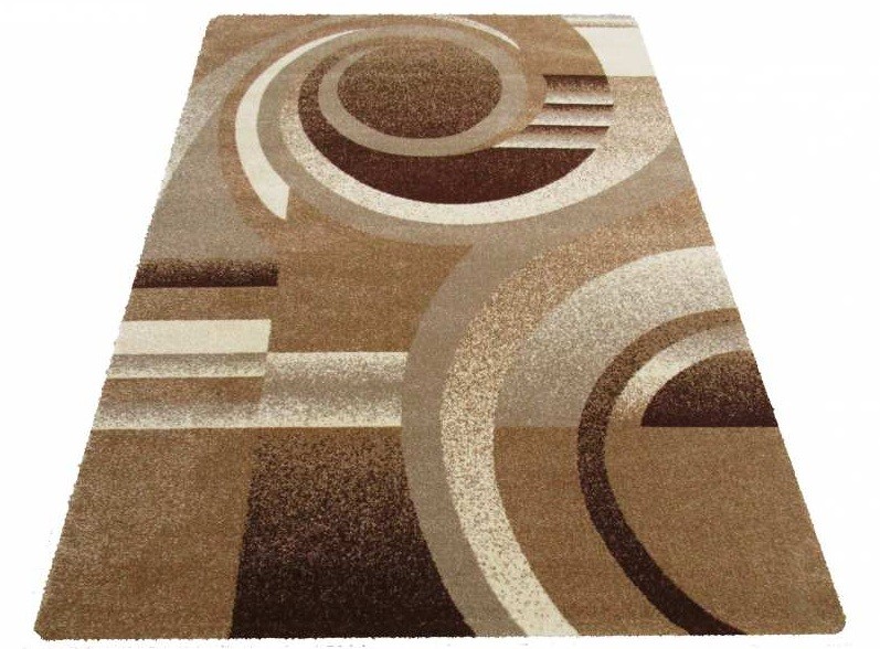 Moderní koberec do obývacího pokoje v hnědo krémové barvě