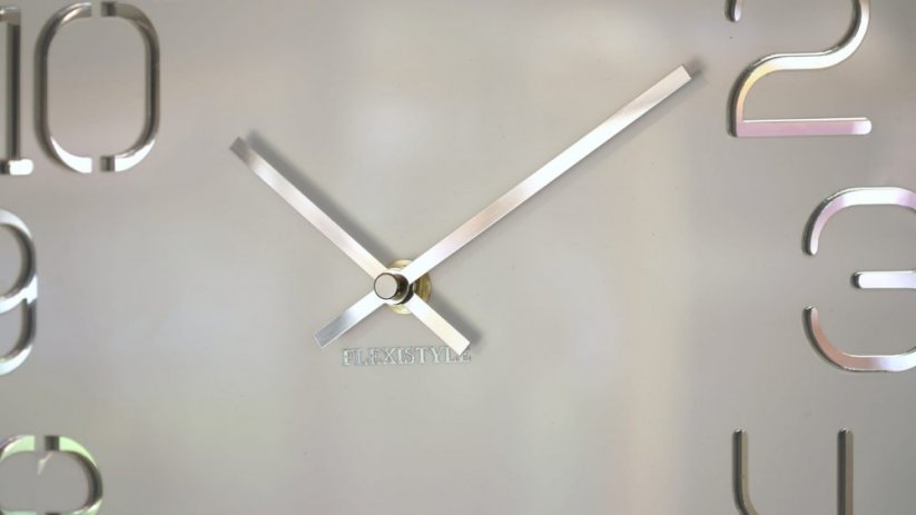 Stylové hranaté hodiny bílé barvy 30 cm