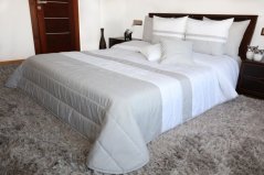 Luxusní přehozy na postel bílo šedé barvy