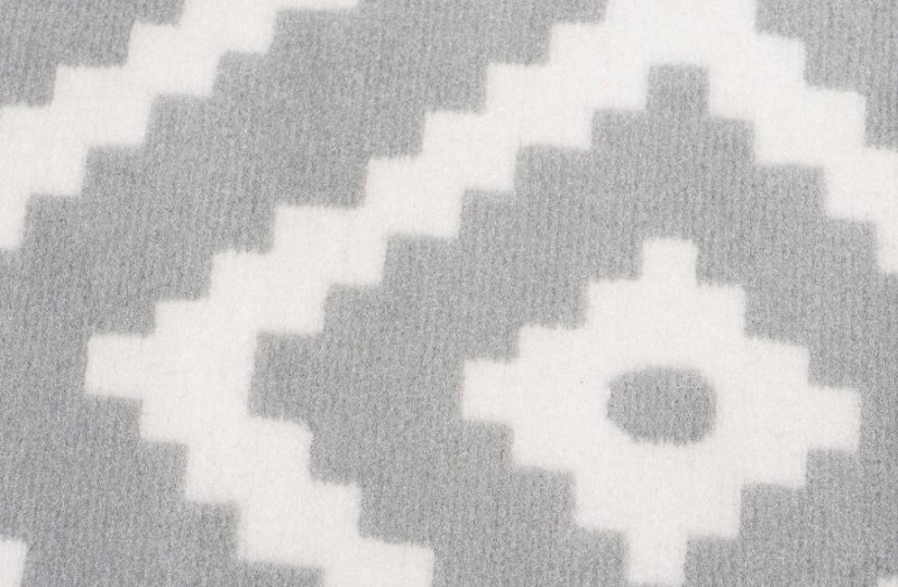 Koberec s moderným vzorom