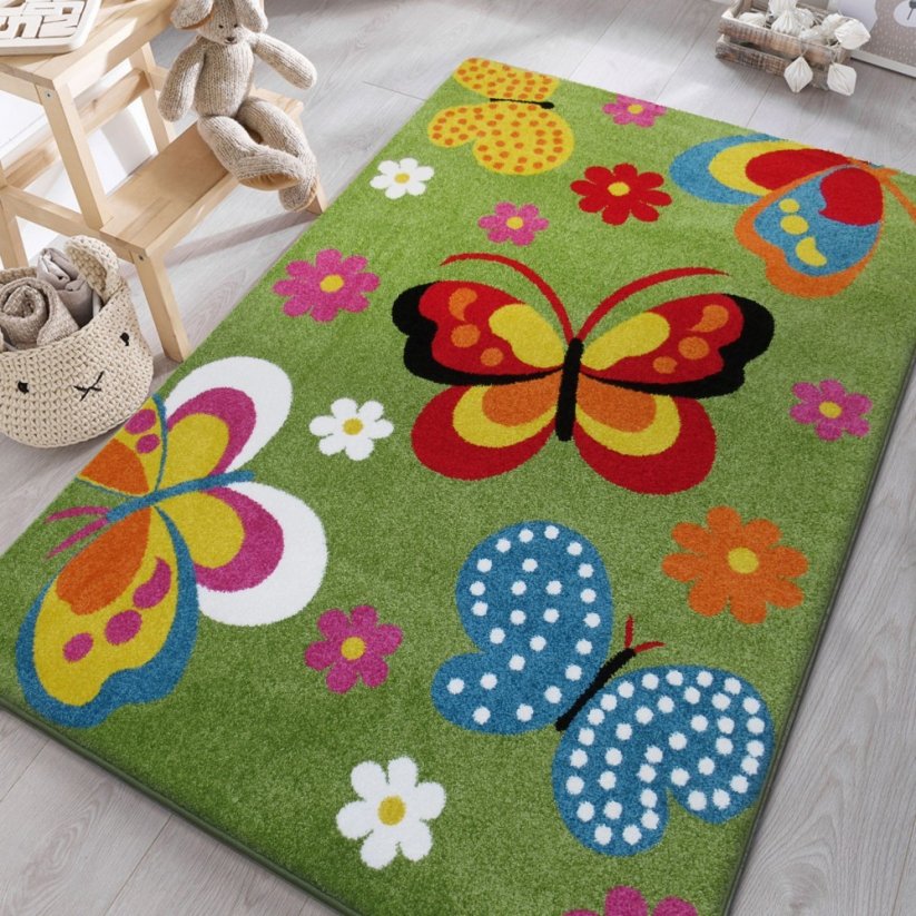 Зелен детски килим с пеперуди