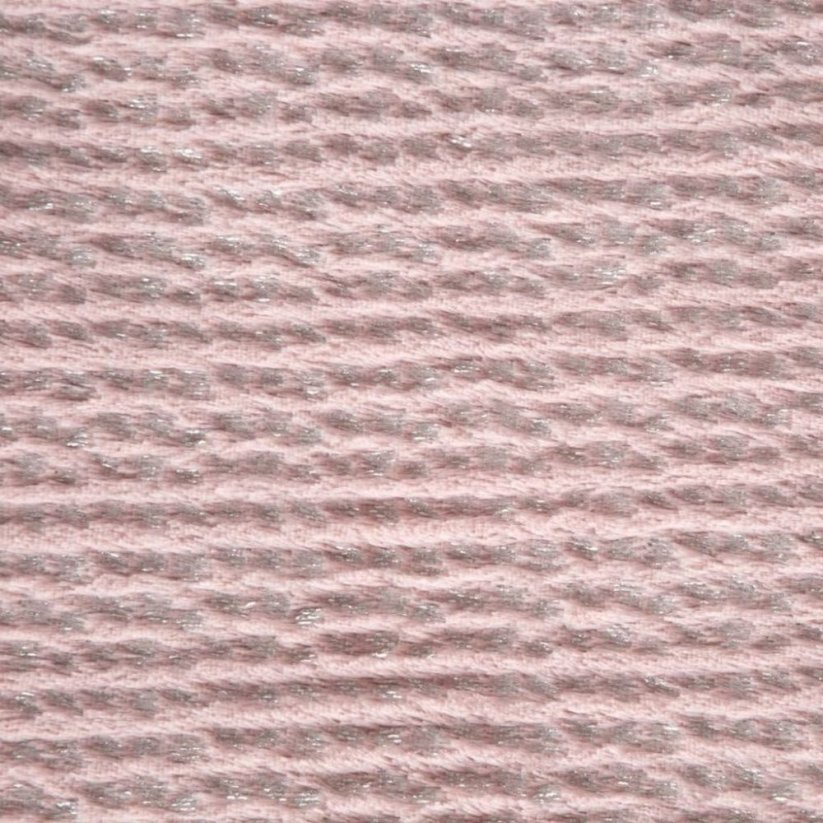 Teplá kvalitná deka z mikrovlákna v ružove farbe