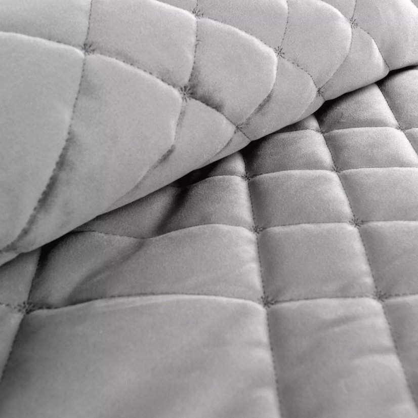 Elegáns bársony ágytakaró geometrikus varrással - világosszürke