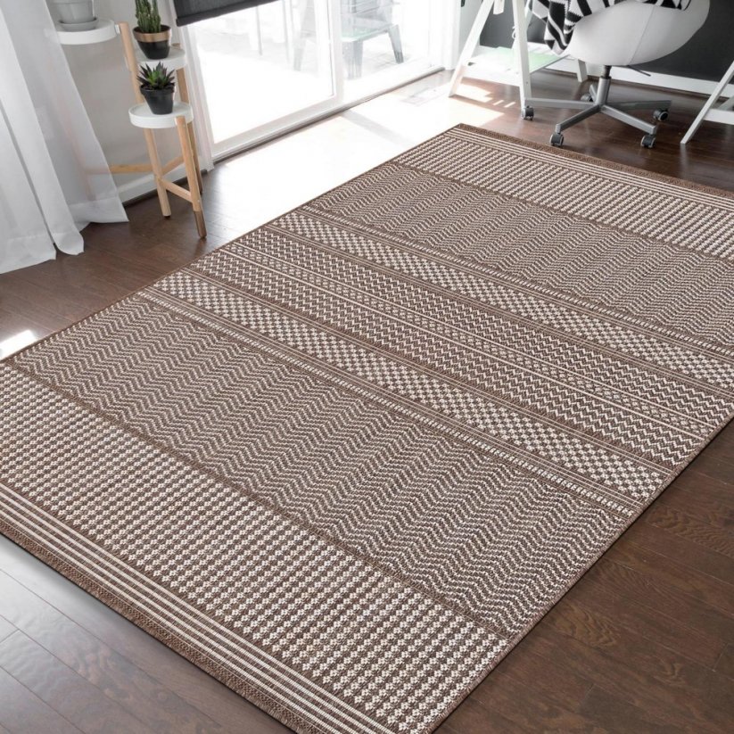 Висококачествен кафяв килим с фина шарка подходящ за всяка стая - Размерът на килима: Ширина: 80 см | Дължина: 150 см