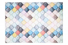 Barevný módní koberec s geometrickým vzorem