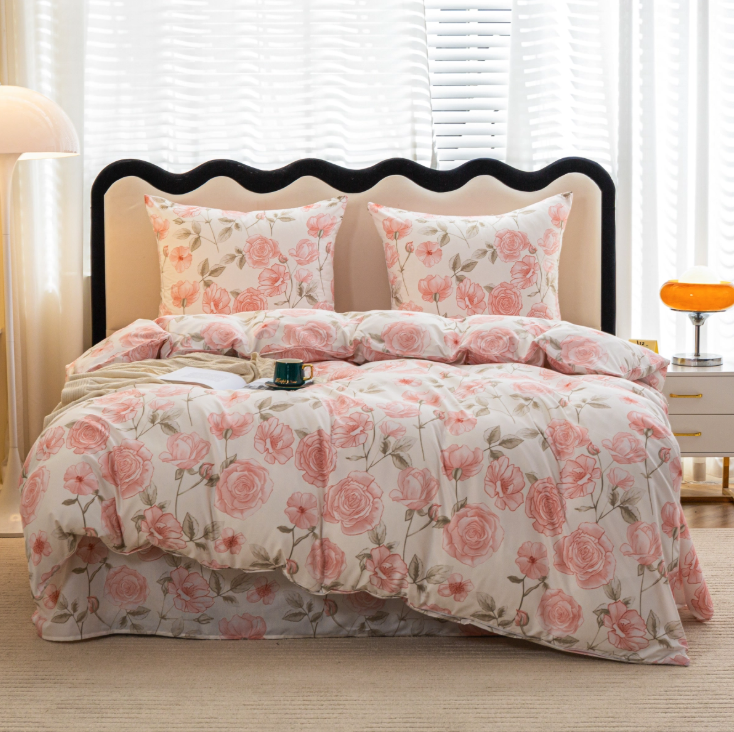 Romantická biela posteľná bielizeň s ružovými ružami
