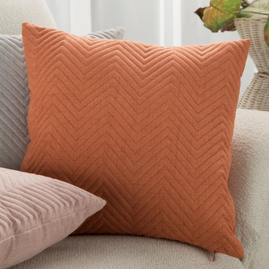 Dekoračná obliečka na vankúš  s prešívaným geometrickým vzorom - tehlovo oranžová
