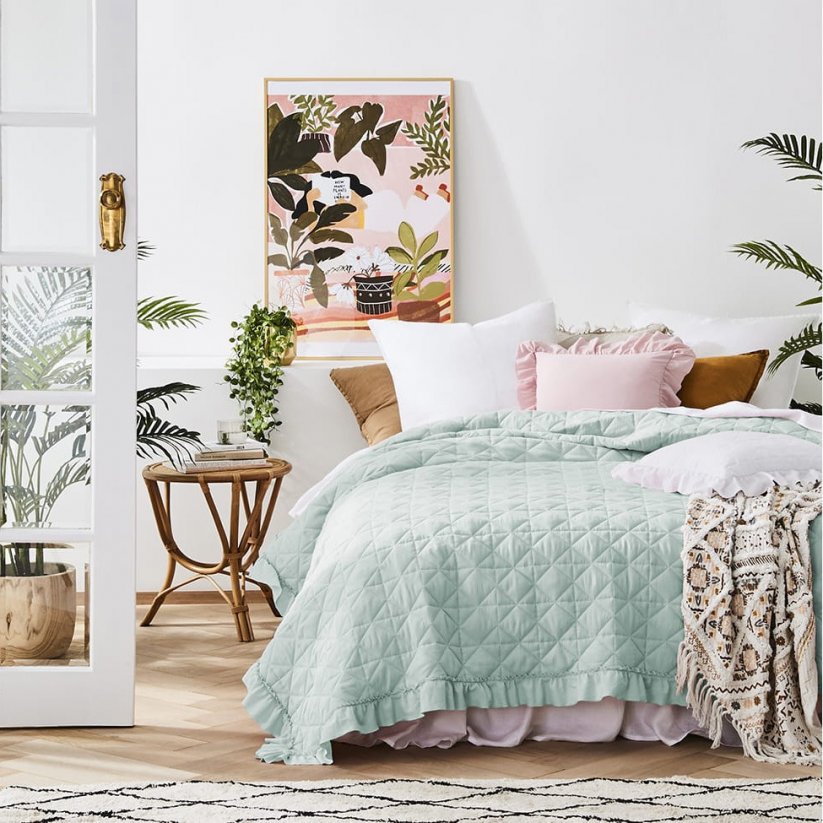 Luxusní prošívaný přehoz na postel mentolově zelené barvy 200 x 220 cm