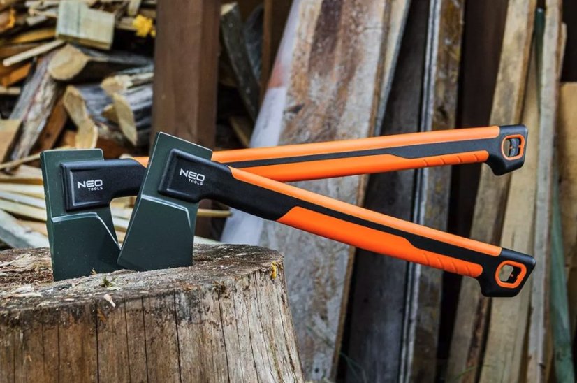 NEO TOOLS sekera na štiepanie dreva