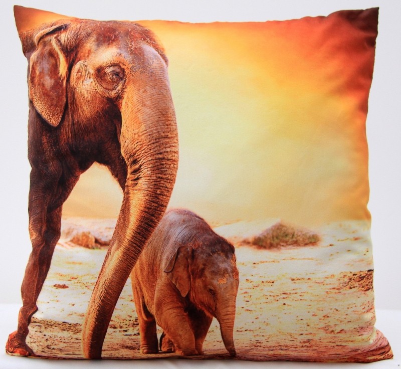 Oranžový dekorační povlak na polštář se slony