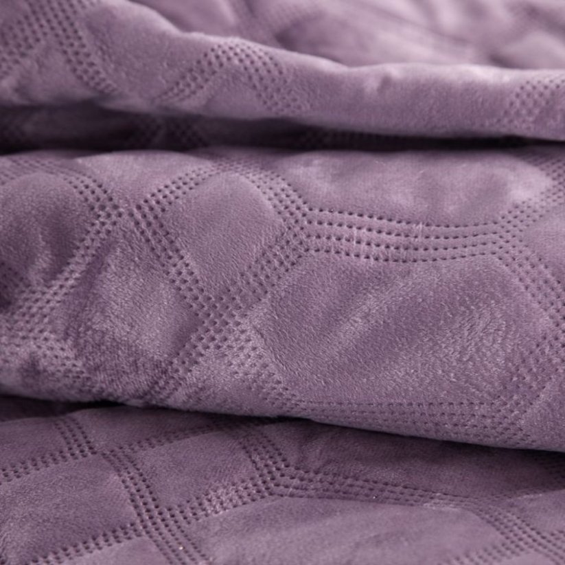 Sametový prošívaný přehoz na postel fialové barvy