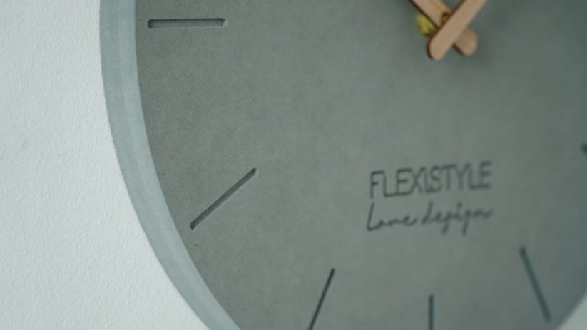 Moderni okrugli zidni sat 30cm sivi