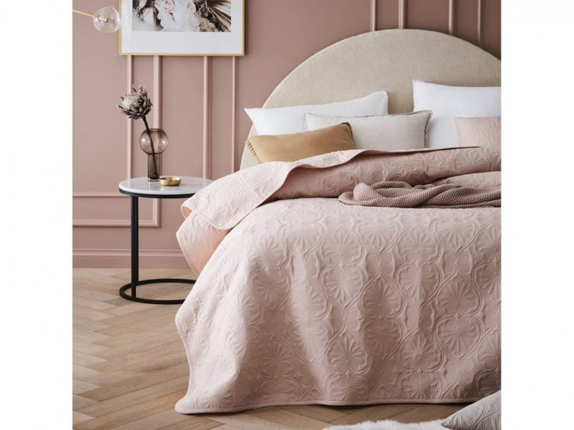 Elegantný prehoz na posteľ púdrovo ružovej farby 170 x 210 cm