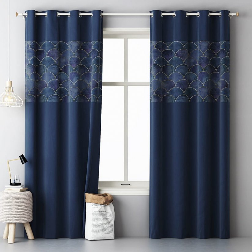 Luksuzna okrasna zavesa v temno modri barvi z vzorcem 140x250 cm