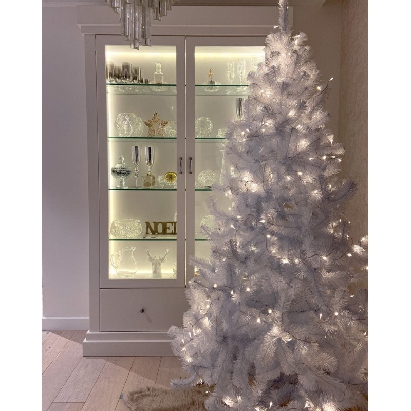 Krásna vianočná jedľa v bielej farbe 150 cm