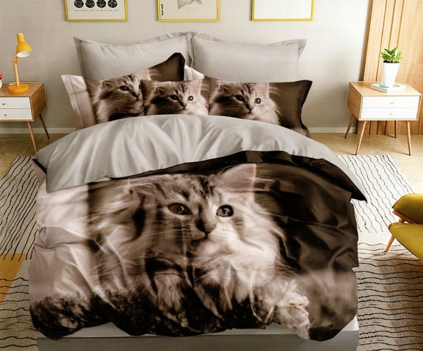 Obojstranné posteľné obliečky s motívom mačky hnedej farby
