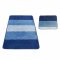 Set aus blauen Badteppichen