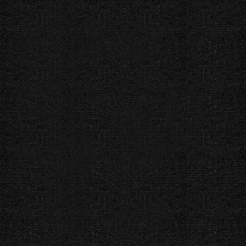 Črne enobarvne zavese, ki visijo na obročkih