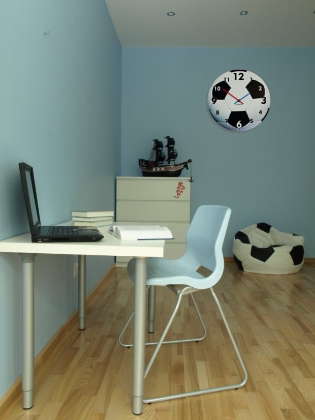 Detské hodiny na stenu pre chlapcov