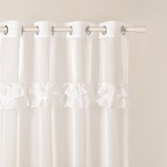 Krémová záclona FRILLA s volánky na stříbrných průchodkách 300 x 250 cm