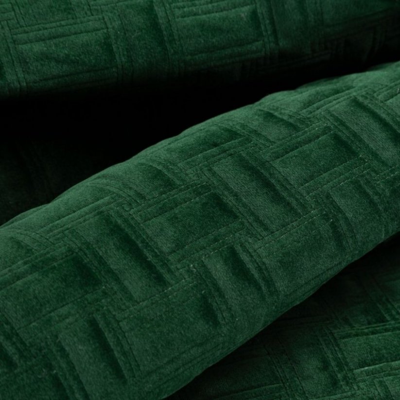 Kvalitný prešívaný prehoz na posteľ smaragdovo zelenej farby