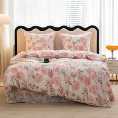 Romantische weiße Bettwäsche mit rosa Rosen