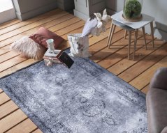 Sivý vintage koberec v orientálnom štýle