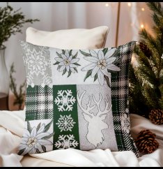 Elegantna božićna jastučnica s sobovima u zelenoj boji
