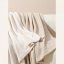 Sodobna svetlo smetanova odeja Boucle 130 x 170 cm