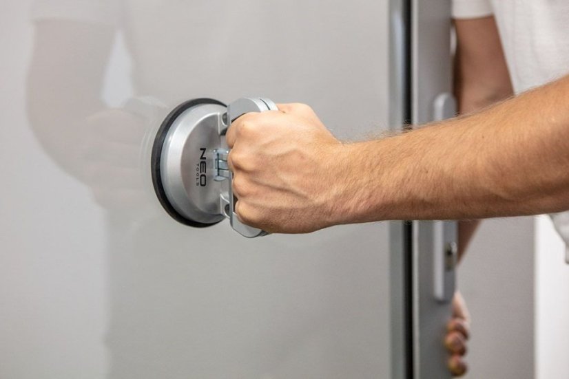 Egyszerű tapadókorong üveghez és fémlemezhez NEO TOOLS - 50 kg - alumínium