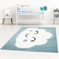 Krásny detský koberec s motívom bieleho mráčika