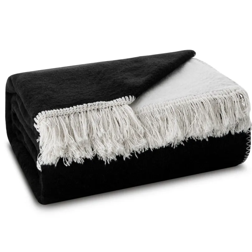 Bavlnená deka so strapcami - čierna