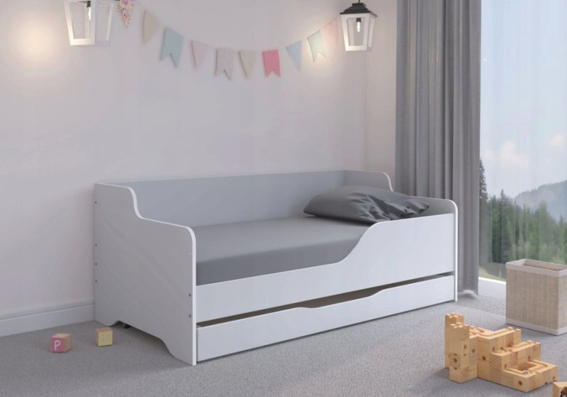 Praktična otroška postelja 2 v 1 v beli barvi 160 x 80 cm