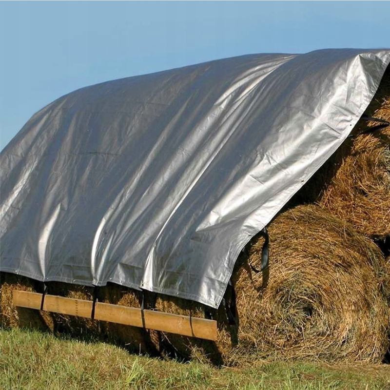 Hrubá strieborná krycia plachta s gramážou 260 g/m2