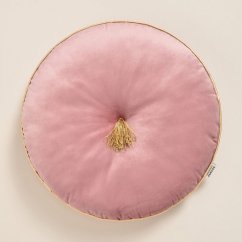 Okruhlý dekoračný vankúš ALLURE ružovej farby s priemerom 45 cm