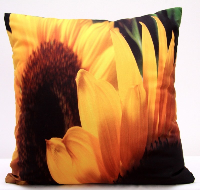 Față de pernă galben-maro cu motiv de floarea soarelui