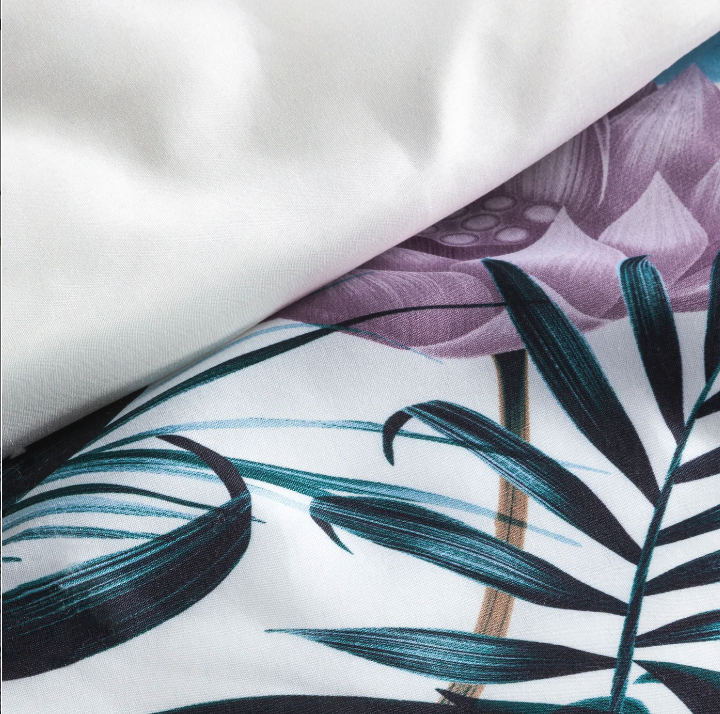 Štýlové posteľné obliečky s exotickým motívom kvetov