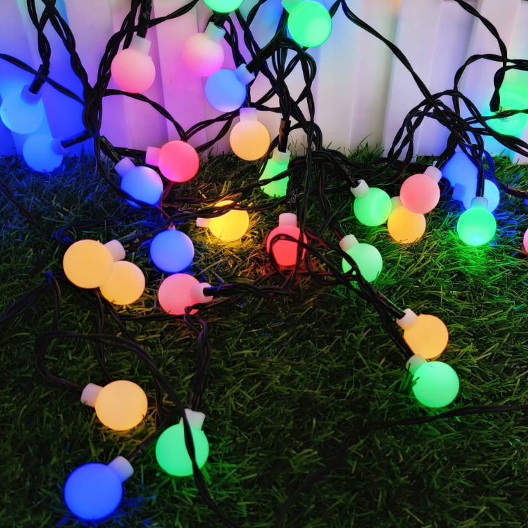 Farebné vianočné osvetlenie na stromček 100 LED - 10 m - 8 režimov