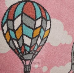 Tappeto per bambini con palloncini in rosa pastello