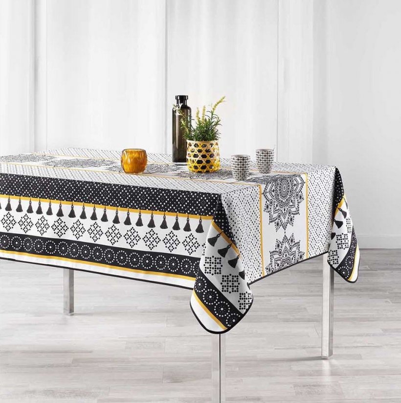 Ubrus na stůl s krásným motivem 150 x 240 cm