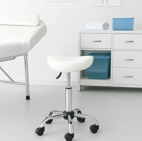 Výškovo nastaviteľná ergonomická otočná stolička v tvare sedla