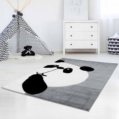 Šedý jemný koberec s motivem pandy do dětského pokoje